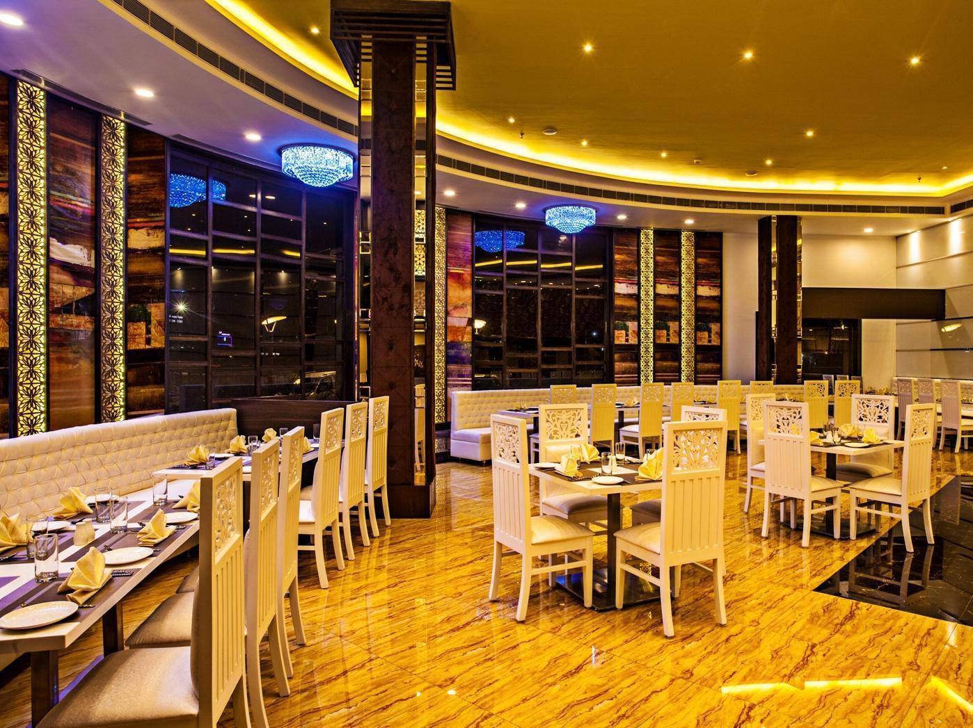 Golden Chariot Vasai Hotel Eksteriør billede