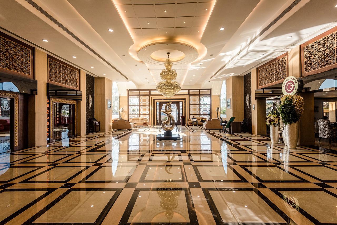 Golden Chariot Vasai Hotel Eksteriør billede