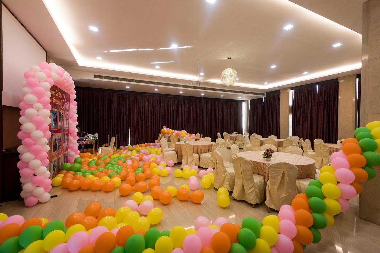 Golden Chariot Vasai Hotel Eksteriør billede