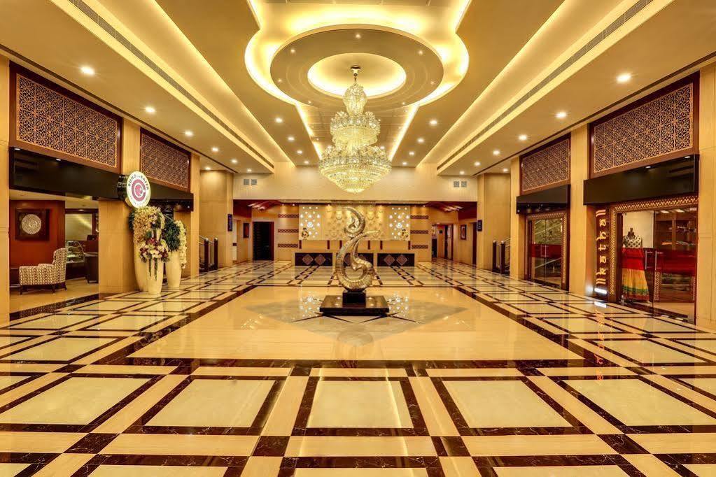 Golden Chariot Vasai Hotel Eksteriør billede