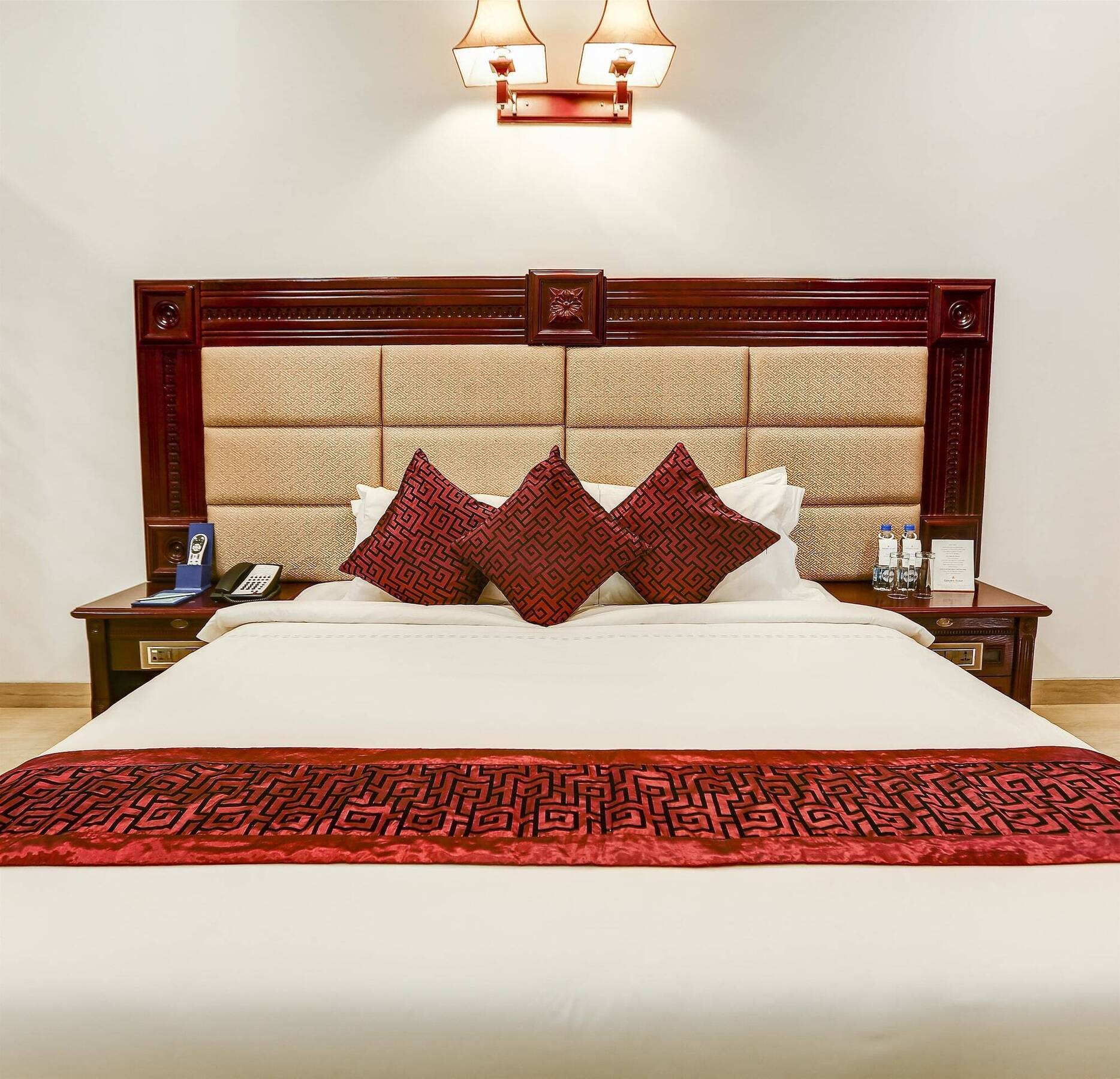 Golden Chariot Vasai Hotel Eksteriør billede